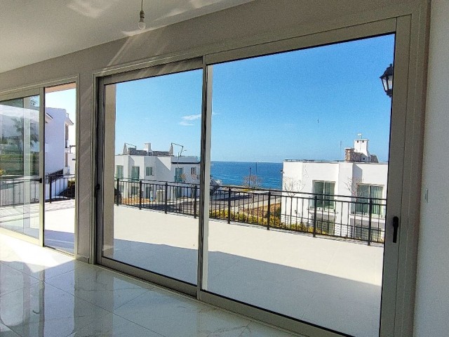 🌟🌟 Seafront Luxury 3+1 Apartment in Esentepe! 🌟🌟