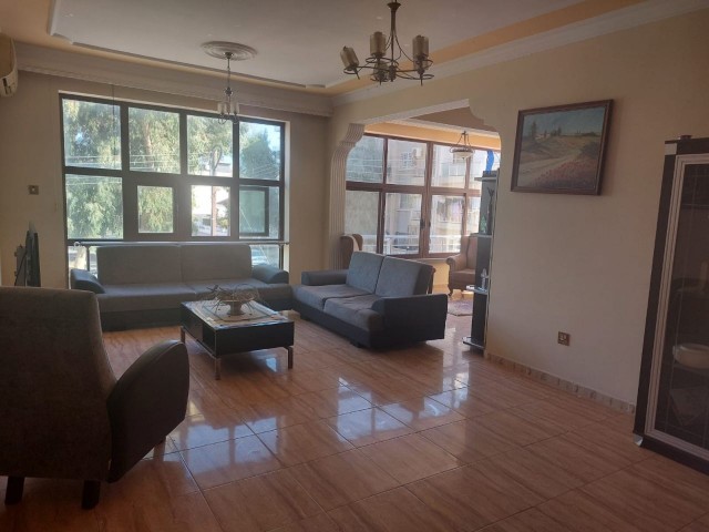 Furnished 3+1 flat for sale in Gulseren Famagusta