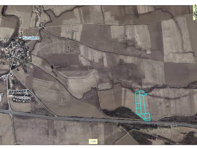 Ulukışla/Gazimağusa'da Lefkoşa-Gazimağusa anayoluna değen 27 dönüm arazi satılıktır.