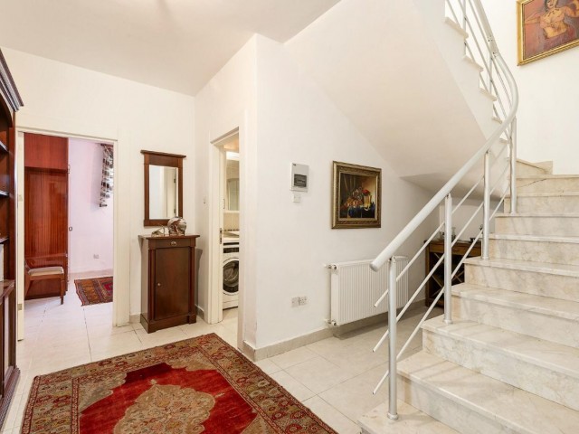 5+2 Villa zum Verkauf in Ozanköy, Kyrenia