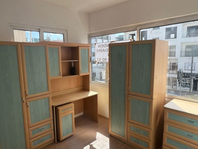 5+1 Turkish Flat for Sale in Yenişehir, Nicosia