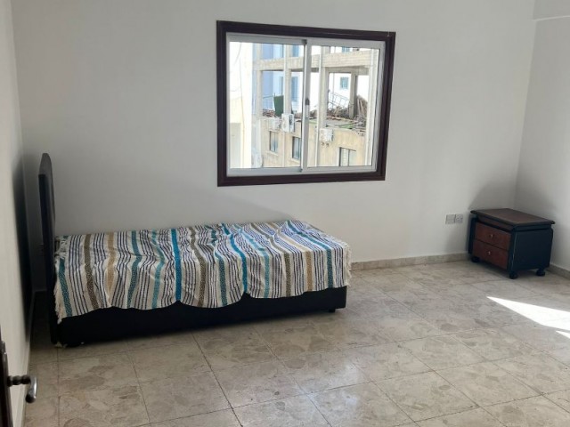 5+1 Turkish Flat for Sale in Yenişehir, Nicosia