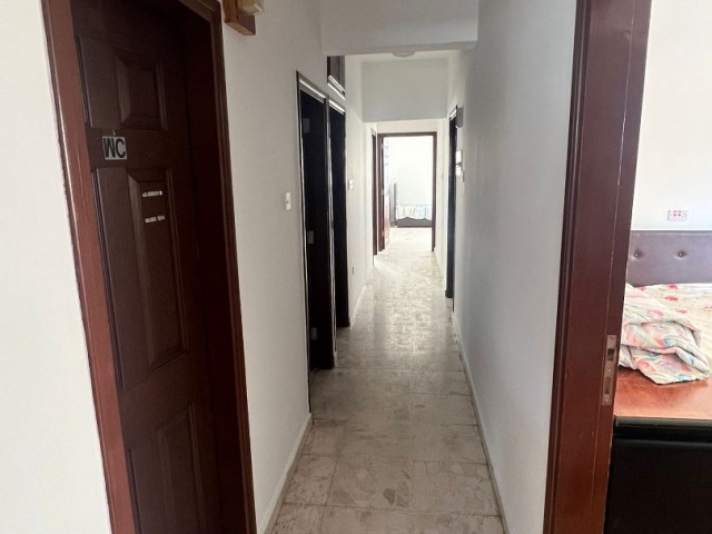 Yenişehir, Lefkoşa'da 5+1 Kiralık 170m2 Çok Geniş Daire