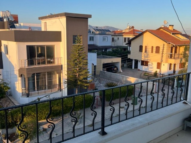 3+1 voll möblierte Wohnung zu vermieten in Gönyeli, Nikosia