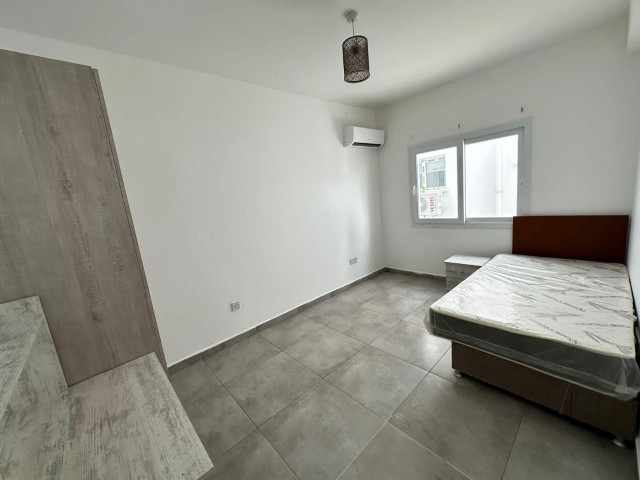 80 m2, 2+1 Wohnungen ZU VERKAUFEN in Gönyeli, Nikosia