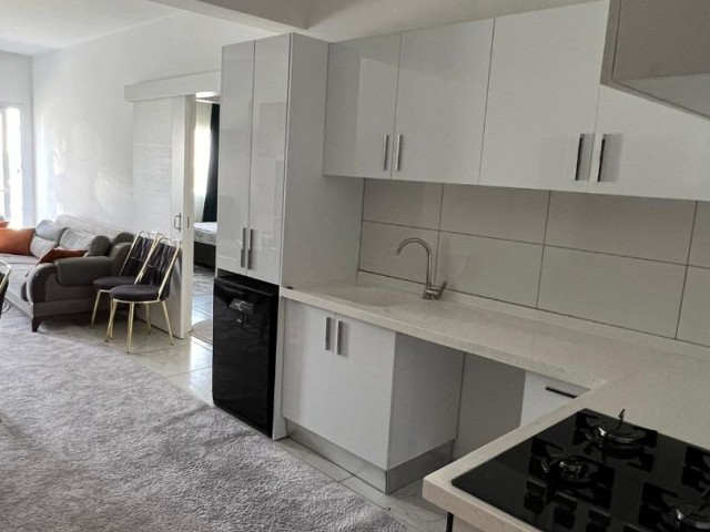 Gönyeli, Lefkoşa'da TÜRK Malı, 2+1, 80m2 SATILIK daire.