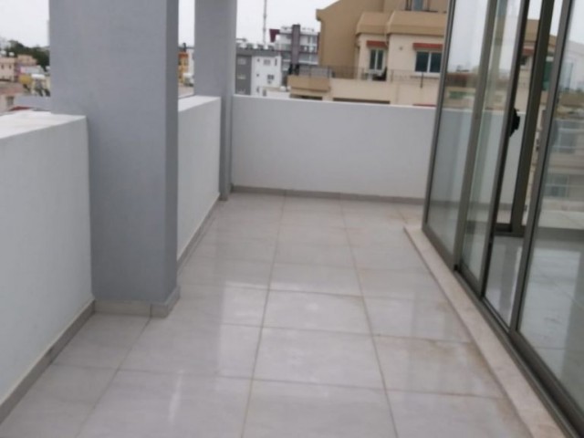 A new apartment in the very center of Famagusta is also an ideal 2+1 penthouse apartment for investment ** 