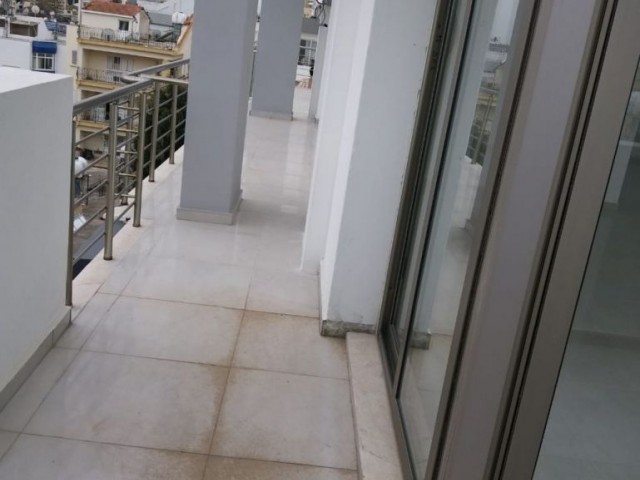 A new apartment in the very center of Famagusta is also an ideal 2+1 penthouse apartment for investment ** 