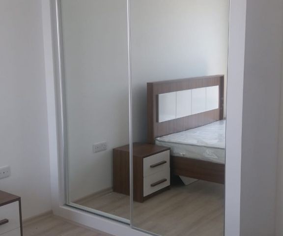 gazimağusa üniversitenin yanında yeni lüks binada  kiralık 1+1 daire 