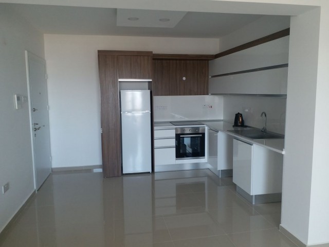 Gazimağusa  havuzlu rezidansta kiralık 2+1 daire Habibe Çetin 05338547005