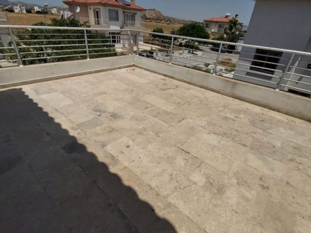 Kuzey Kıbrıs İskele Boğazda satılık 4+1 Villa  Habibe Çetin +905338547005