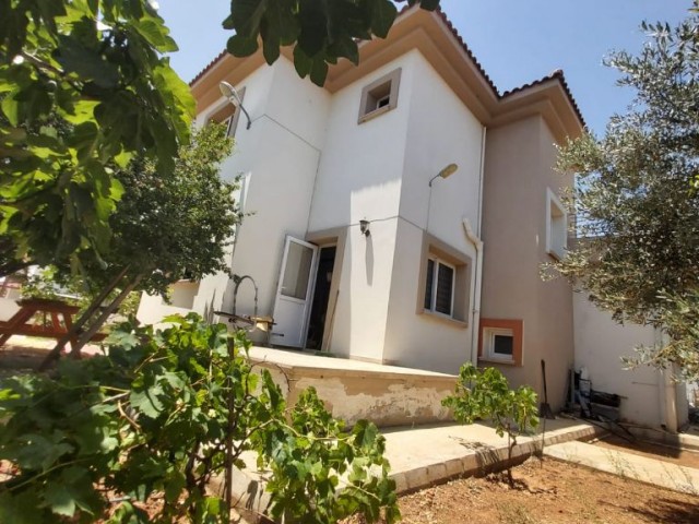 Kuzey Kıbrıs İskele Boğazda satılık 4+1 Villa  Habibe Çetin +905338547005