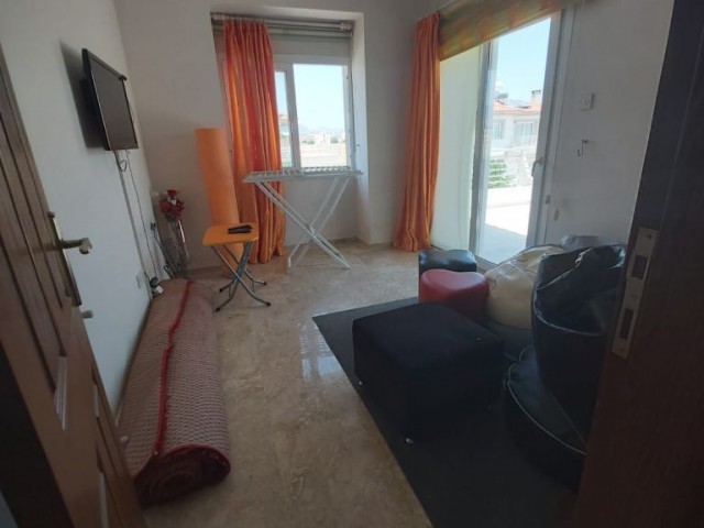 Kuzey Kıbrıs İskele Boğazda satılık 4+1 Villa  Habibe Çetin +905338547005