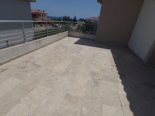 Kuzey Kıbrıs İskele Boğazda satılık 4+1 Villa  Habibe Çetin +905338547005