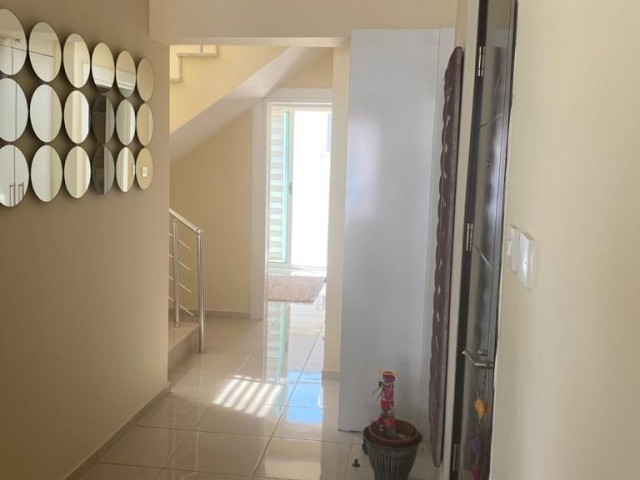 Penthouse 3 + 1 apartment for sale in the center of Famagusta Habibe Cetin :05338547005 ** 