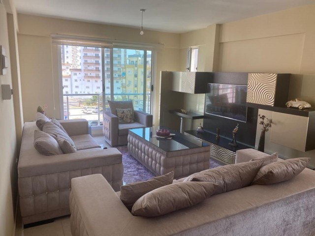 Penthouse 3 + 1 apartment for sale in the center of Famagusta Habibe Cetin :05338547005 ** 