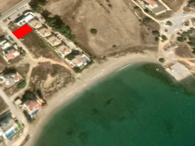 Land for sale in Iskele Bosphorus region Habibe Çet Dec 05338547005 ** 