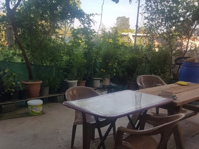 A Detached House with a Garden for sale in Famagusta Mormenekshede Habibe Cetin 05338547005 ** 