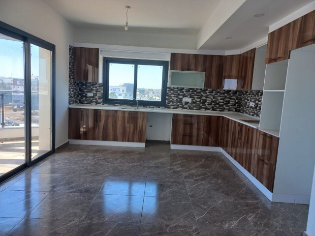 3+1 apartment for sale in Canakkale district of Famagusta HABIBE CETIN 05338547005 ** 