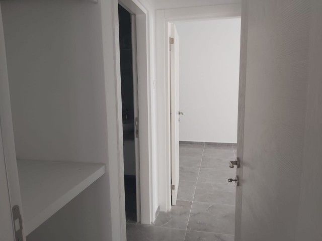 Famagusta Gülseren 2 + 1 Null Wohnung HABIBE Cetin 05338547005 ** 