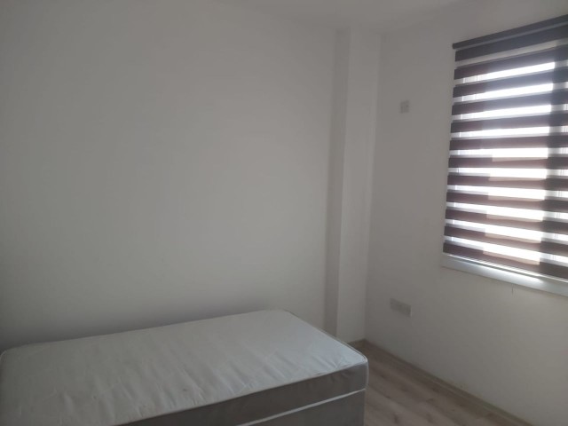 2 + 1 apartment for rent in Famagusta çanakkale Ayşe Keş 05488547006 ** 