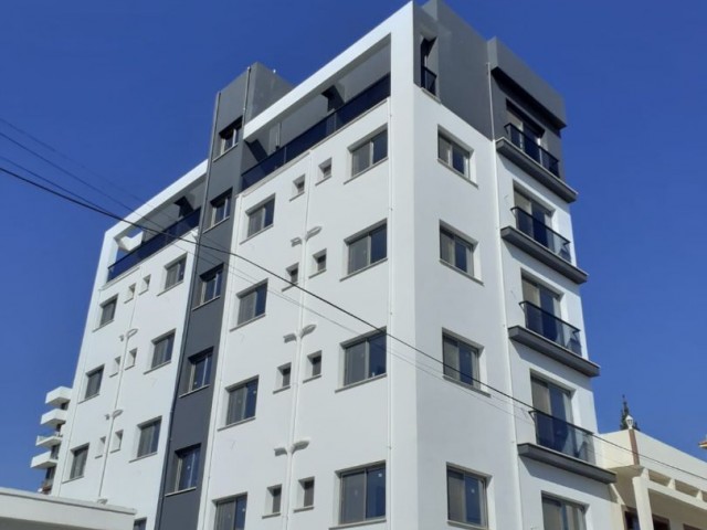 Komplettes Gebäude zum Verkauf im Zentrum von Famagusta, nur wenige Gehminuten von Daüe HABİBE ÇETİN 05338547005 entfernt