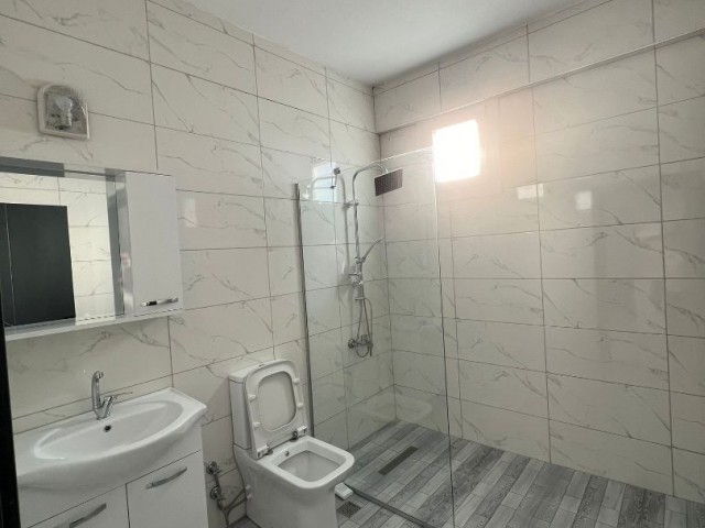 Brandneue 2+1-Wohnung zur Miete in der Region Famagusta Çanakkale Ayşe KEŞ 05488547006