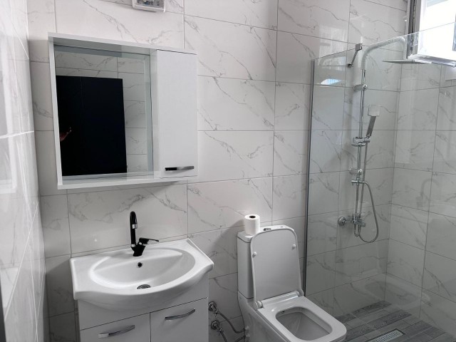 2+1 komplett möbliertes, brandneues Haus zur Miete in der Region Famagusta Çanakkale AYŞE KEŞ 05488547006