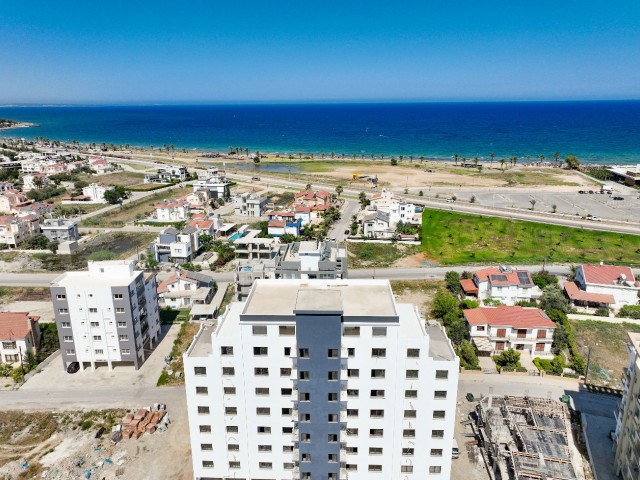 Long Beach 2+1 opportunity flat for sale with high rent guarantee and unforgettable sea view.