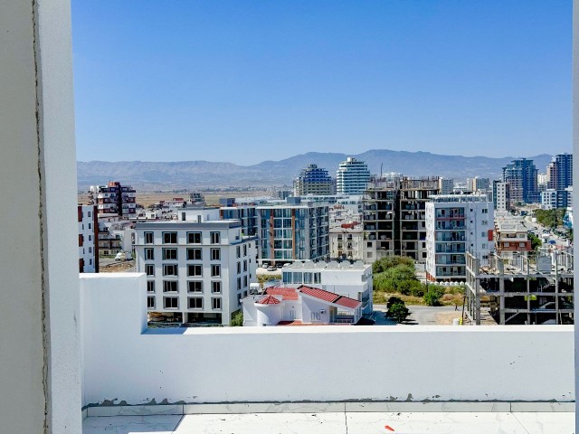 Penthouse 3+1 Opportunity Apartment for Sale in Long Beach