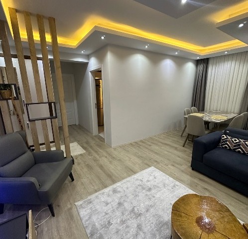 (LUX FLAT FROM THE OWNER)NO COMMISSION FAMILY APARTMENT