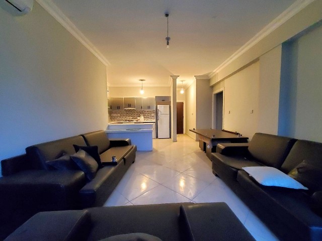 3+1 140m2 IN HAMİTKÖY, DR. FLAT FOR SALE 1 MINUTE FROM FAZIL KÜÇÜK BOULVARI AND UNIVERSITY STOPS