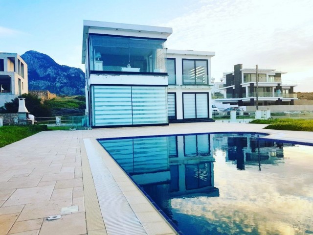 Villa For Sale in Karşıyaka, Kyrenia