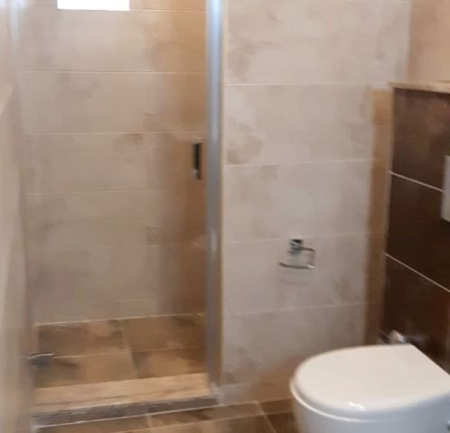 Kıbrıs Girne Merkezde Site İçi Ultra Lüx 3+1 Daire