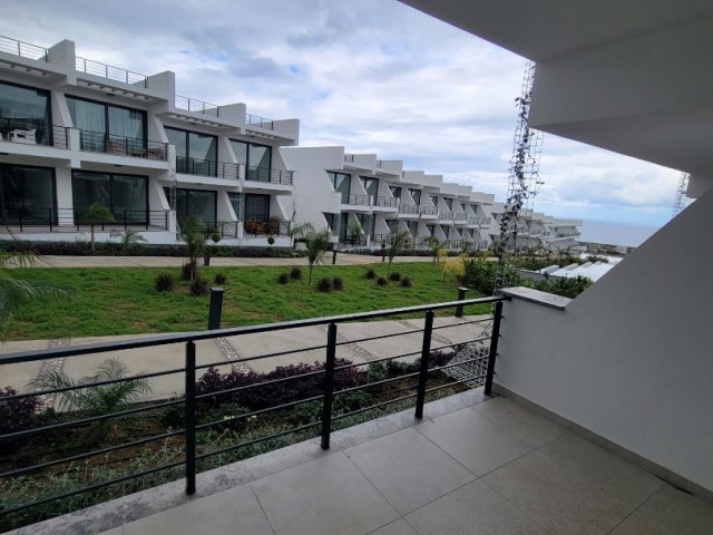 Studio for sale in the Pearl Island Homes complex. Essentepe