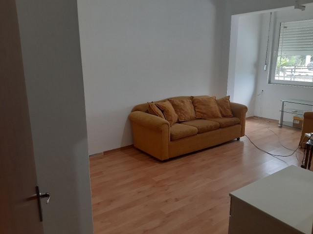 GROUND FLOOR, GARAGE, GARDEN, 180 SQUARE METERS 3+1 flat in Marmara region