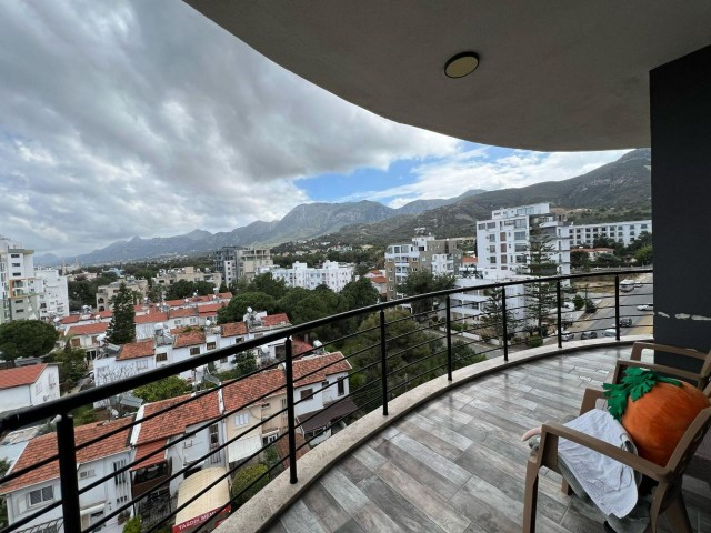 2+1 flat for sale in Kyrenia center