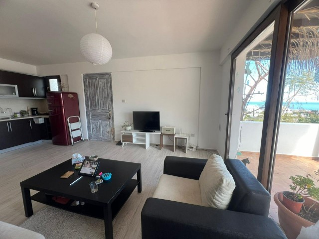 Flat For Sale in Karaoğlanoğlu, Kyrenia