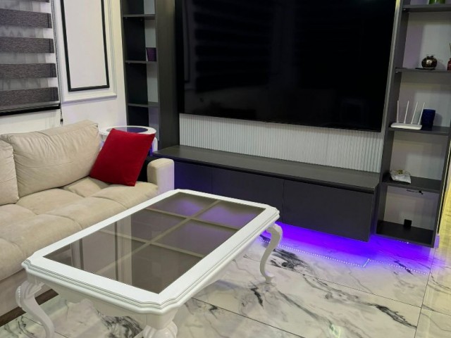 2+1 flat for rent in Kyrenia center