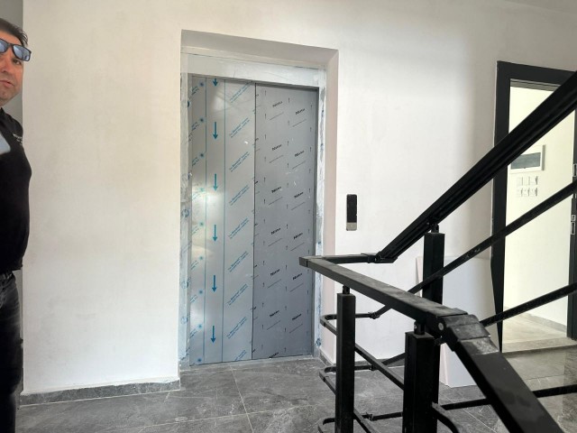 2+1 flat for sale in Kyrenia center