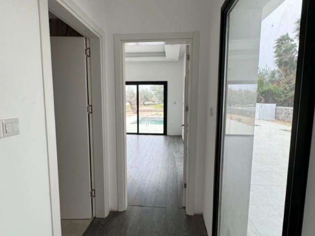 Taşınmaya Hazır Lux 4+1 Özel Havuzlu Villa