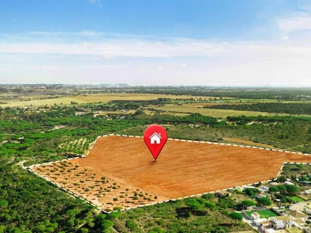 Предлагаем прекрасную возможность для инвестиций: продается 44 акра земли в Искеле!