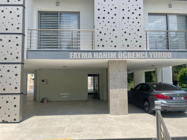 Studentenwohnheim mit 50 Zimmern zum Verkauf im Kyrenia Center