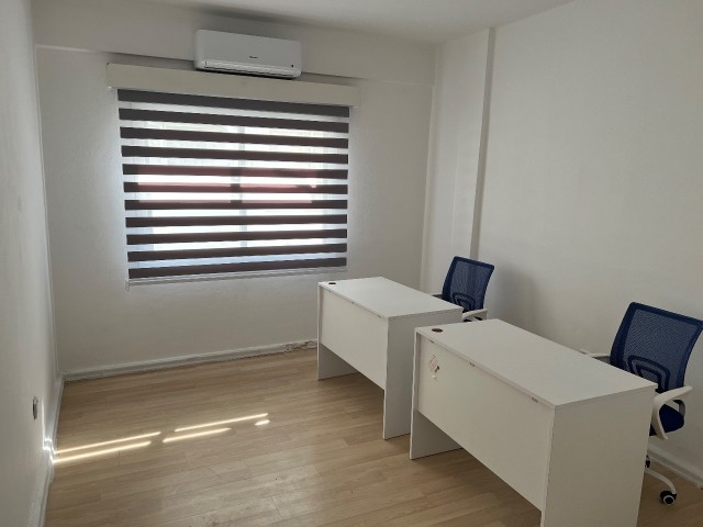 ANA CADDEDE 2 YATAK ODALI DAİRE. (ofis için uygun)