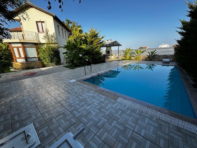 3+1 Villa mit privatem Pool zur Tagesmiete in Kyrenia Alsancak