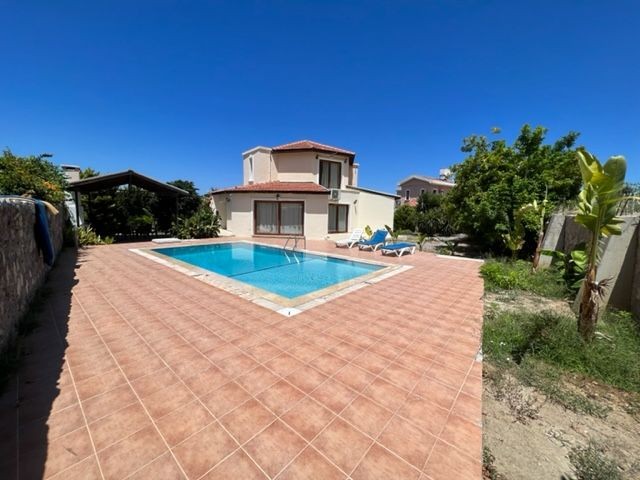 4+1 Villa for Rent with Private Pool in Karşıyaka, Kyrenia