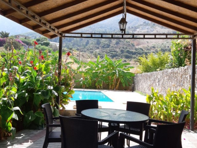 4+1 Villa for Rent with Private Pool in Karşıyaka, Kyrenia