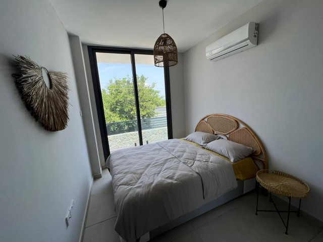 DUPLEX-WOHNUNG MIT 3 SCHLAFZIMMERN IN GIRNE ALSANCAK!!!