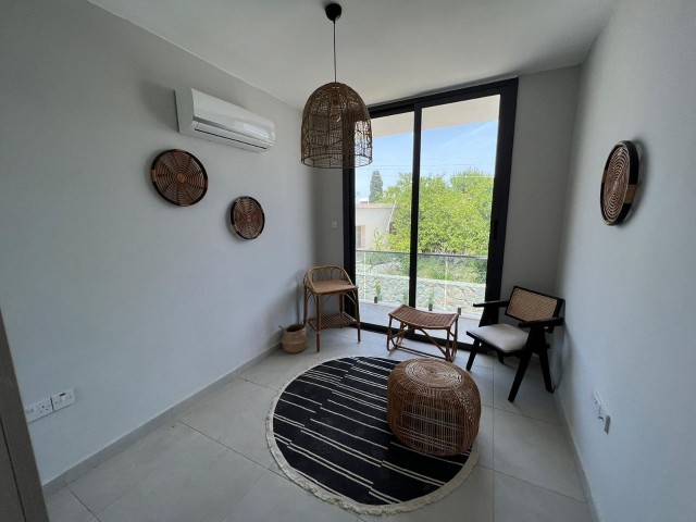 DUPLEX-WOHNUNG MIT 3 SCHLAFZIMMERN IN GIRNE ALSANCAK!!!