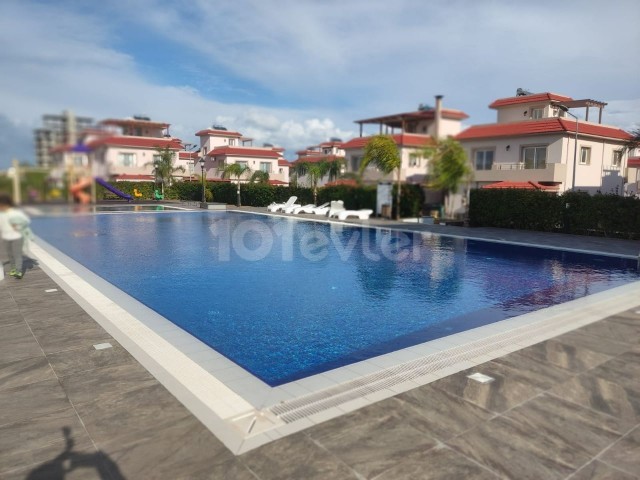 Urgent sale, bargain, bargain price, 3+1 detached villa in Noyanlar Sea Pearl site